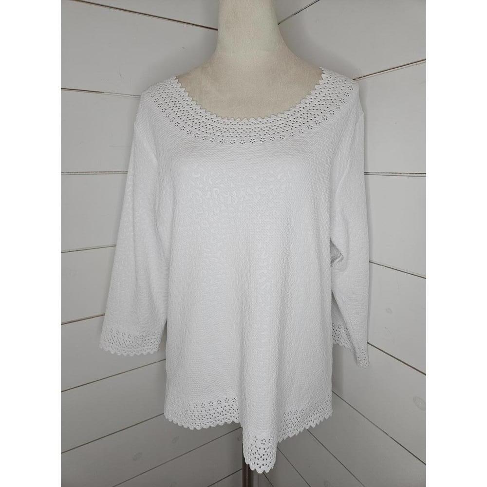 Chances R large white stretchy top